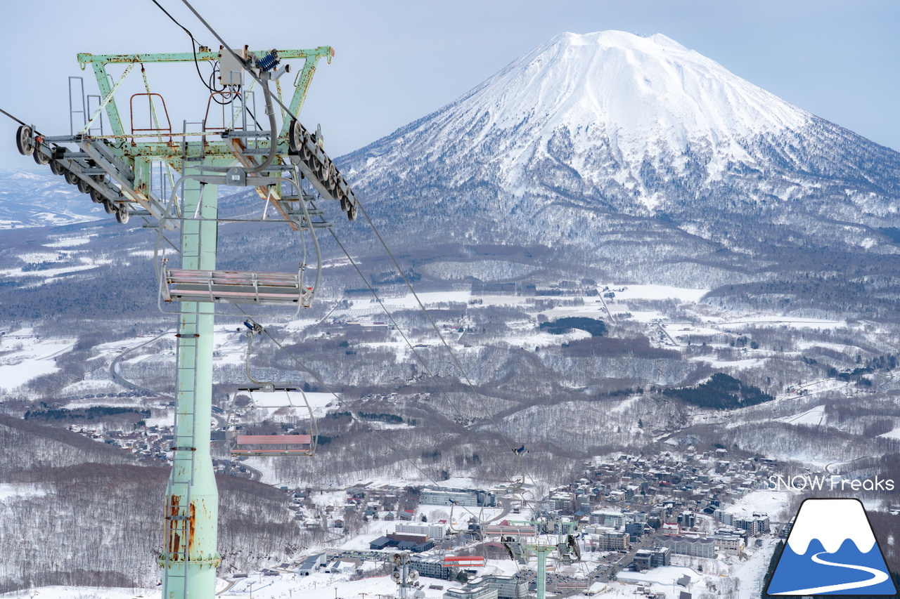 ニセコ東急 グラン・ヒラフ｜ありがとう、センターフォーリフト。運行最終日は、3月31日。38年間がんばった日本最古のクワッドリフトに感謝を込めて…。